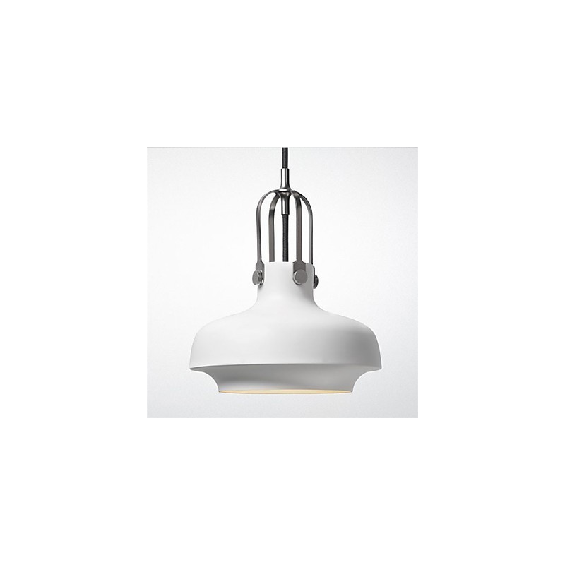 Moderne, zeitgenössische Pendelleuchte aus Metall im Landhausstil