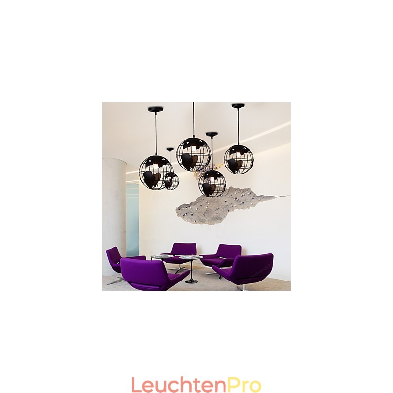 Moderne zeitgenössische Pendelleuchte im Landhausstil mit Kugel-Design