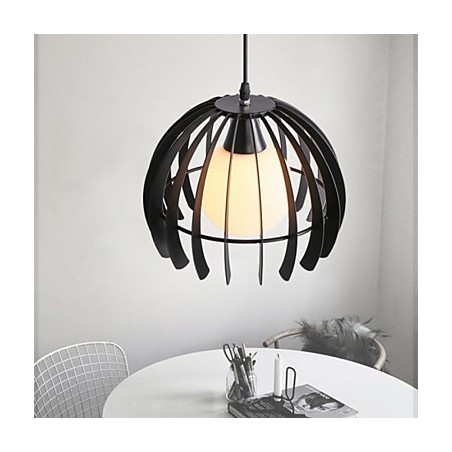 Moderne zeitgenössische Pendelleuchte aus Metall Moderne zeitgenössische Pendelleuchte aus Metall