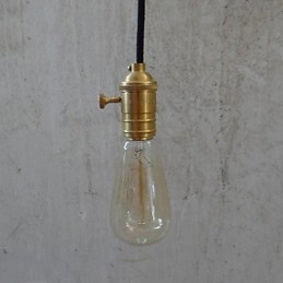 Traditionelle klassische Vintage-Pendelleuchte aus Messing