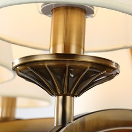 Rustikaler Kronleuchter im Vintage-Mini-Stil aus galvanisiertem Metall der Lodge