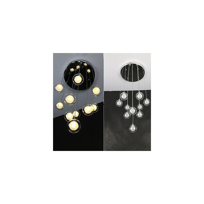 Moderne, schlichte Lampen und Laternen