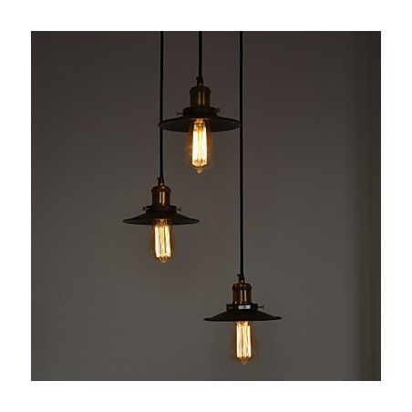 Vintage 3-flammige Pendelleuchte mit Eisenschirm Vintage 3-flammige Pendelleuchte mit Eisenschirm