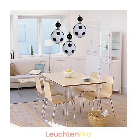 Klassische, moderne, runde Pendelleuchte mit Fußballmotiv, 3 Lichter Klassische, moderne, runde Pendelleuchte mit Fußballmotiv, 3 Lichter