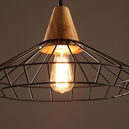Traditioneller klassischer Kronleuchter aus Metall im Mini-Stil im Vintage-Stil