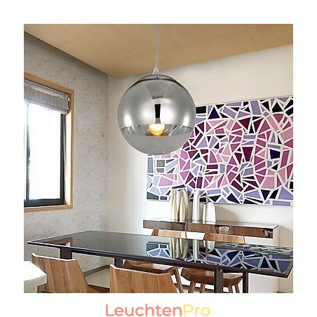 Pendelleuchte mit 1 Licht in Kugelform Pendelleuchte mit 1 Licht in Kugelform