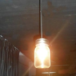Moderne, minimalistische Pendelleuchte mit 1 Licht in Flaschenform