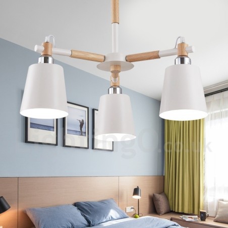 3-flammiger moderner zeitgenössischer Kronleuchter aus Holz 3-flammiger moderner zeitgenössischer Kronleuchter aus Holz