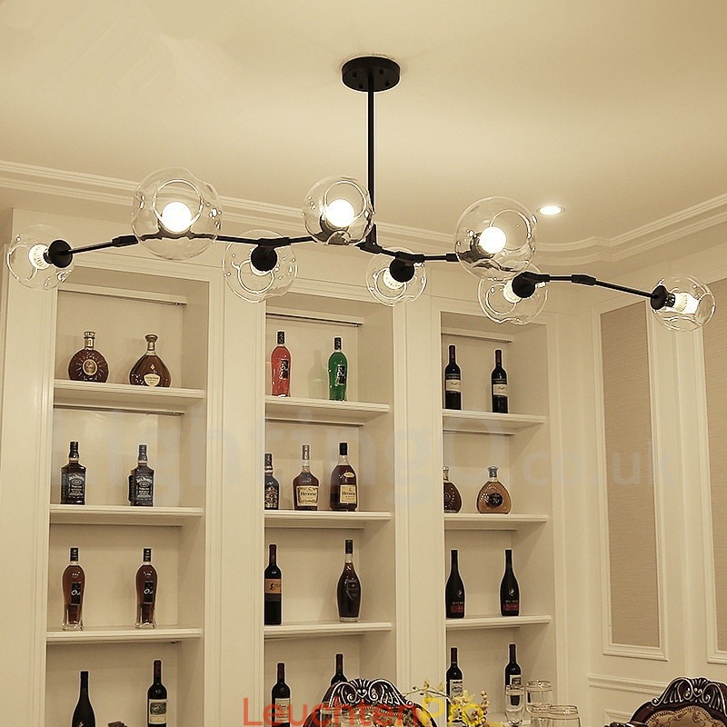 Moderner Kronleuchter mit 8 Lichtern, klarem Glasschirm und Lampe (Schwarz-Gold)