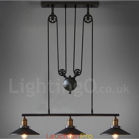3-flammige Pendelleuchte aus Metall im Vintage-Stil 3-flammige Pendelleuchte aus Metall im Vintage-Stil