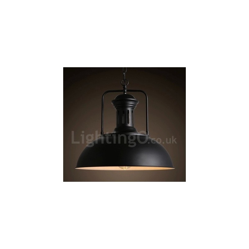 Schwarze Pendelleuchte im Vintage-Stil aus Metall im Landhausstil