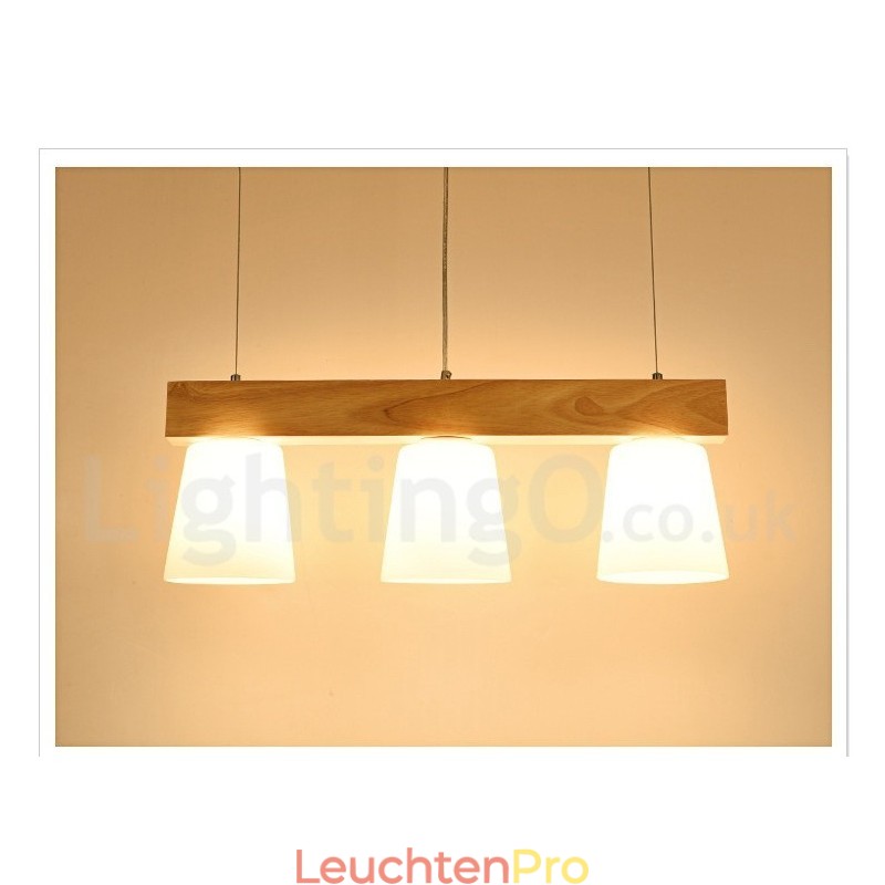 Moderne Pendelleuchte aus Holz mit 3 Lichtern