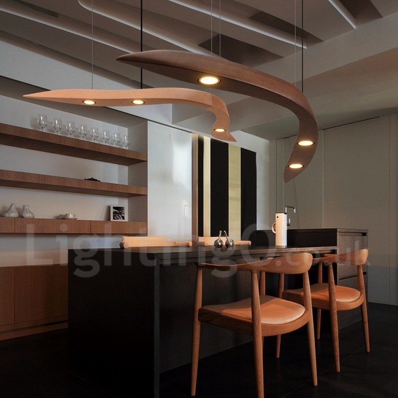Moderne zeitgenössische Pendelleuchte aus Holz mit 3 Lichtern