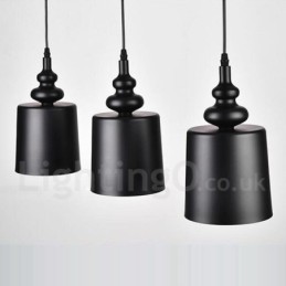 Schwarze, moderne Pendelleuchte mit 3 Lichtern