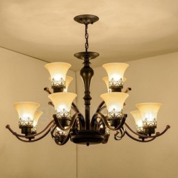 Rustikaler, integrierter Kronleuchter aus Metall mit 12 Lichtern im Lodge-Stil