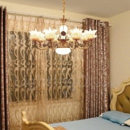 8-flammiger traditioneller klassischer integrierter Kronleuchter aus Metall