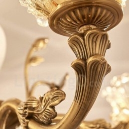 8-flammiger traditioneller klassischer integrierter Kronleuchter aus Metall