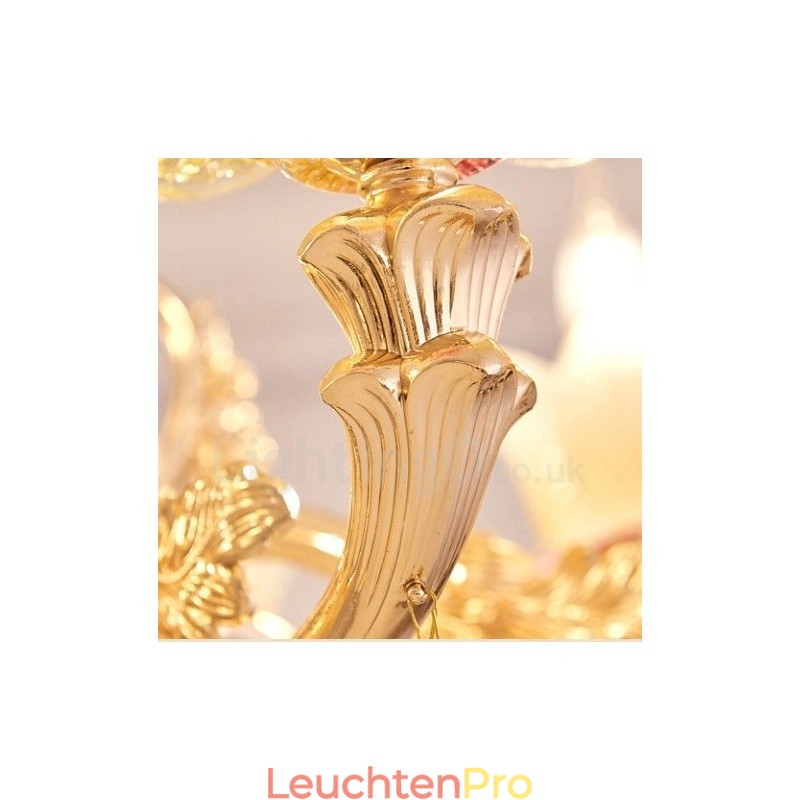 8-flammiger traditioneller klassischer integrierter Kronleuchter aus Metall