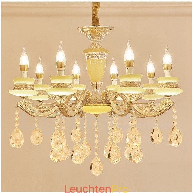 8-flammiger traditioneller klassischer integrierter Kronleuchter aus Metall