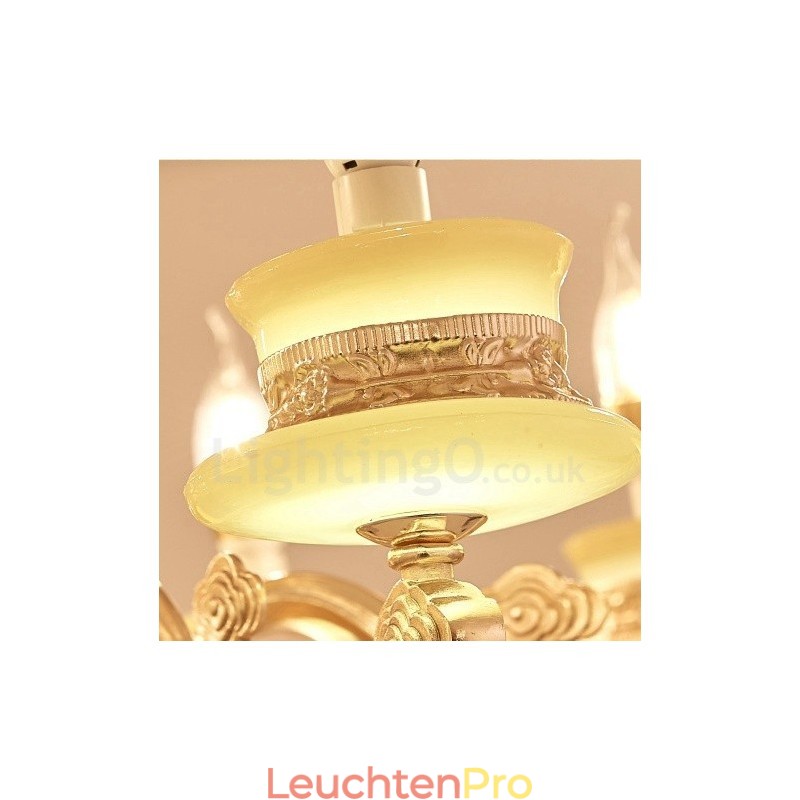 8-flammiger traditioneller klassischer integrierter Kronleuchter aus Metall