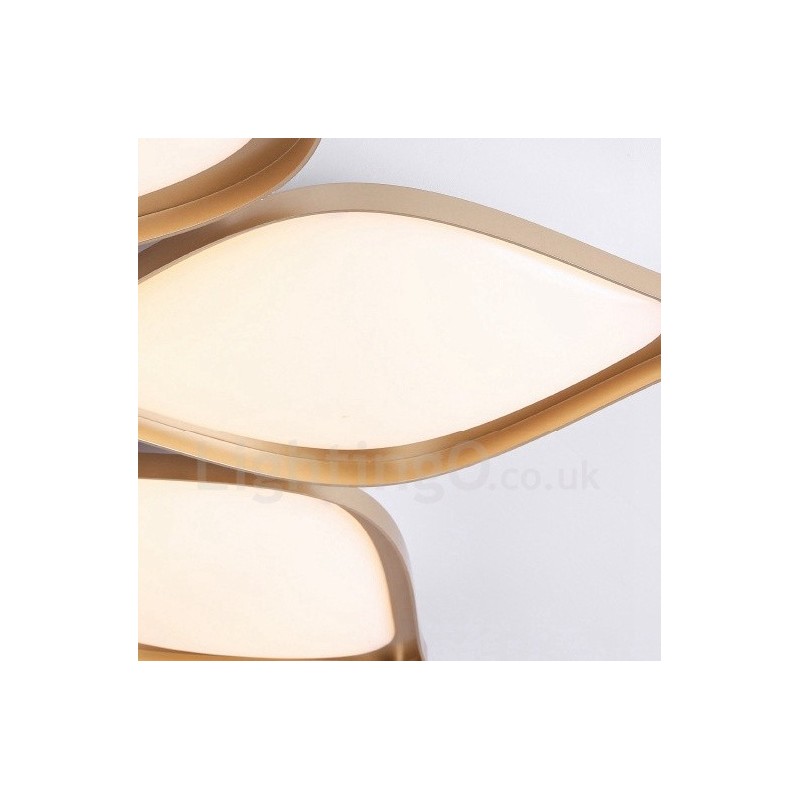 3-flammige, moderne, integrierte Deckenleuchte aus Metall