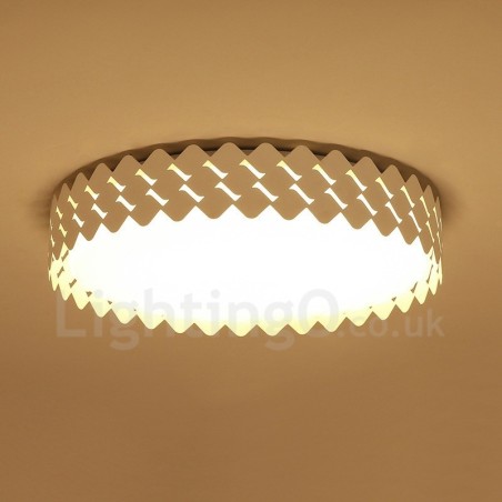 Moderne, zeitgenössische, integrierte Deckenleuchte aus Metall Moderne, zeitgenössische, integrierte Deckenleuchte aus Metall
