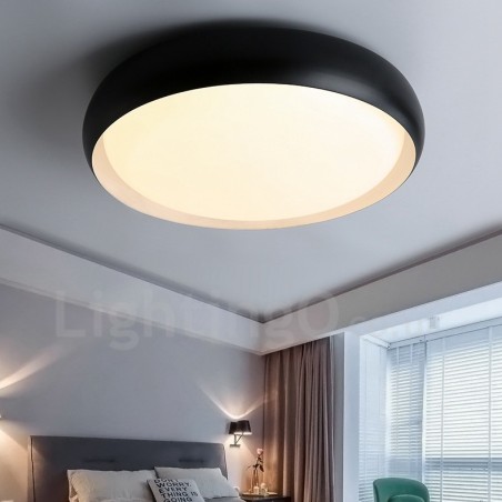 Moderne, zeitgenössische, integrierte Deckenleuchte aus Metall Moderne, zeitgenössische, integrierte Deckenleuchte aus Metall