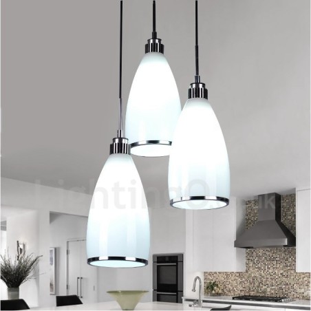 3-flammige, moderne, integrierte Pendelleuchte aus Metall 3-flammige, moderne, integrierte Pendelleuchte aus Metall
