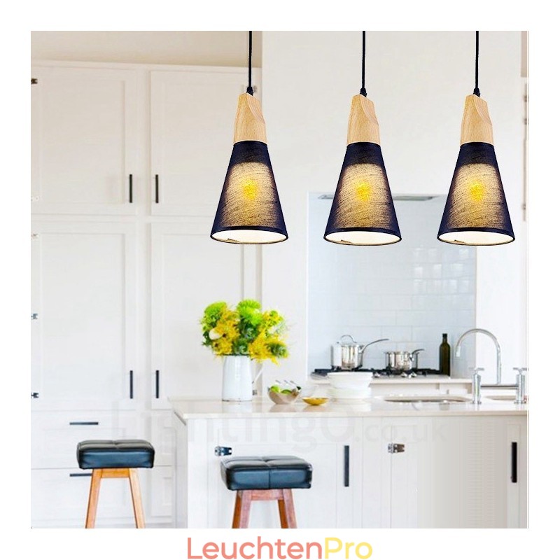 Moderne Pendelleuchte mit 3 Lichtern aus Holz und Stoffschirm