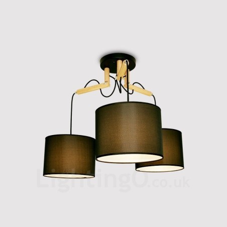 Moderne Pendelleuchte mit 3 Lichtern aus Holz und Stoffschirm Moderne Pendelleuchte mit 3 Lichtern aus Holz und Stoffschirm