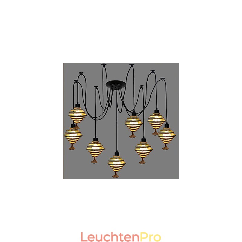 Der Nordic Country Retro Honeycomb Kronleuchter. Kronleuchterlampe. Die himmlischen Mädchen streuen Blüten.