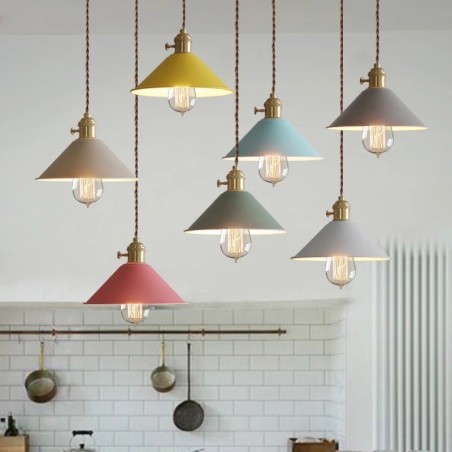 1-flammige, moderne Pendelleuchte aus Stahl mit Stahlschirm 1-flammige, moderne Pendelleuchte aus Stahl mit Stahlschirm