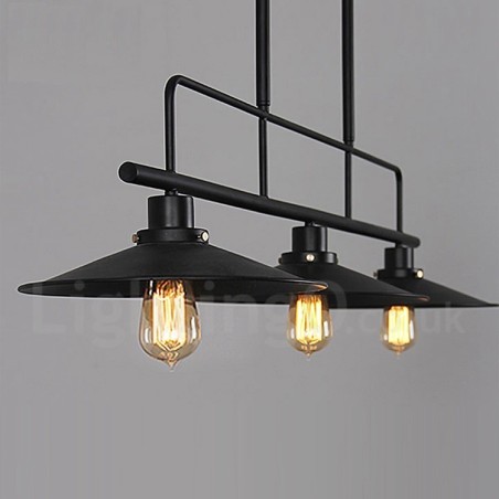 3-flammige Hängeleuchte im Retro-Stil aus rustikalem Stahl mit Stahlschirm 3-flammige Hängeleuchte im Retro-Stil aus rustikalem Stahl mit Stahlschirm