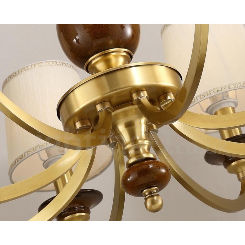 8-flammige Retro-Pendelleuchte aus rustikalem Messing mit Glasschirm
