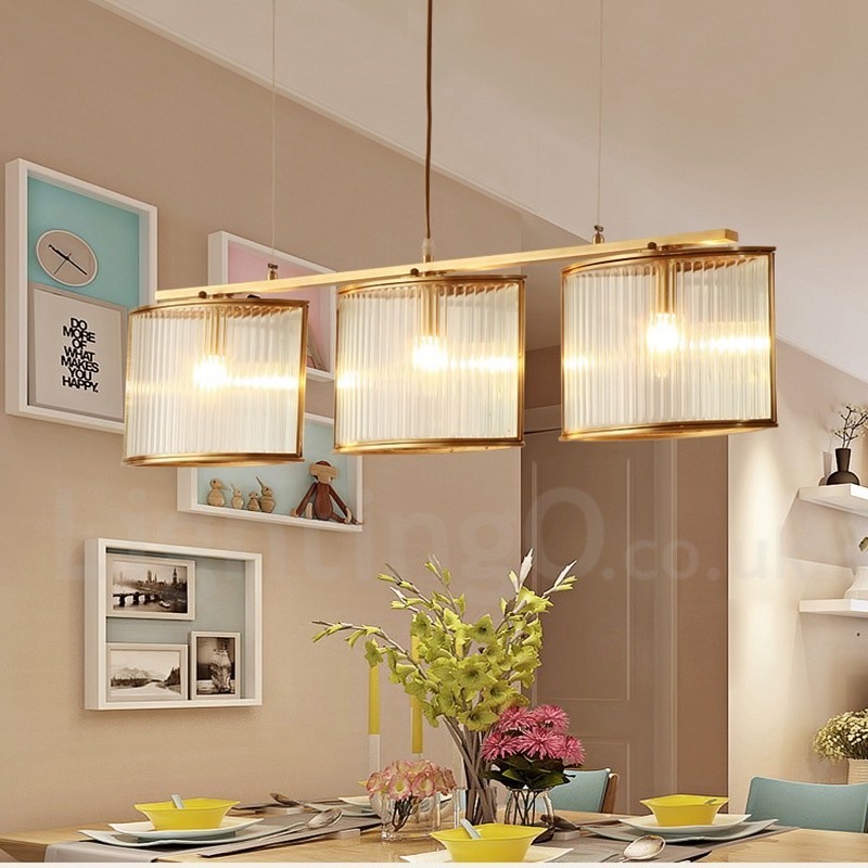 3-flammige Retro-Pendelleuchte aus rustikalem Messing mit Glasschirm