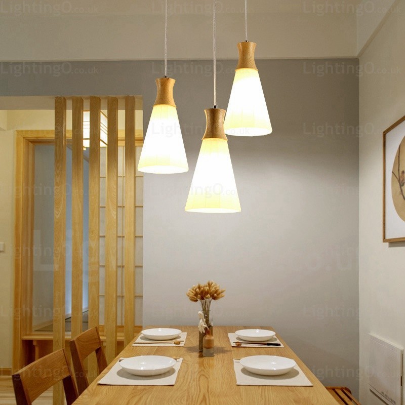1-flammige, moderne, nordische Pendelleuchte mit Glasschirm