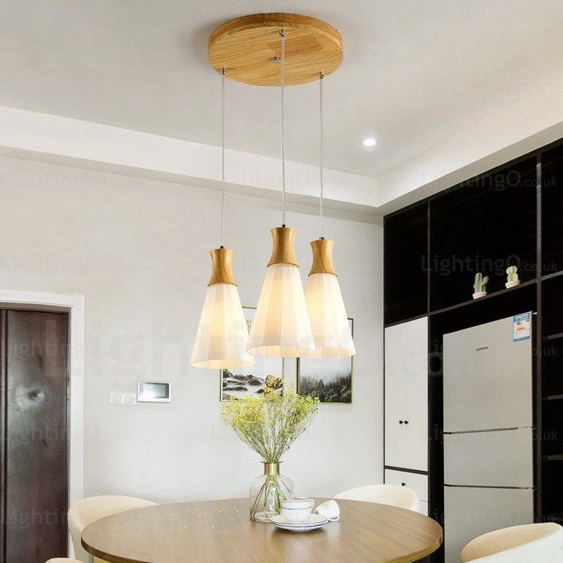 1-flammige, moderne, nordische Pendelleuchte mit Glasschirm