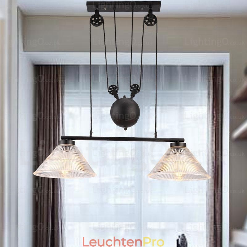 Moderne Pendelleuchte mit 2 Lichtern und Glasschirm