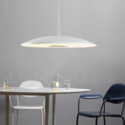 1-flammige, moderne Pendelleuchte mit Glasschirm