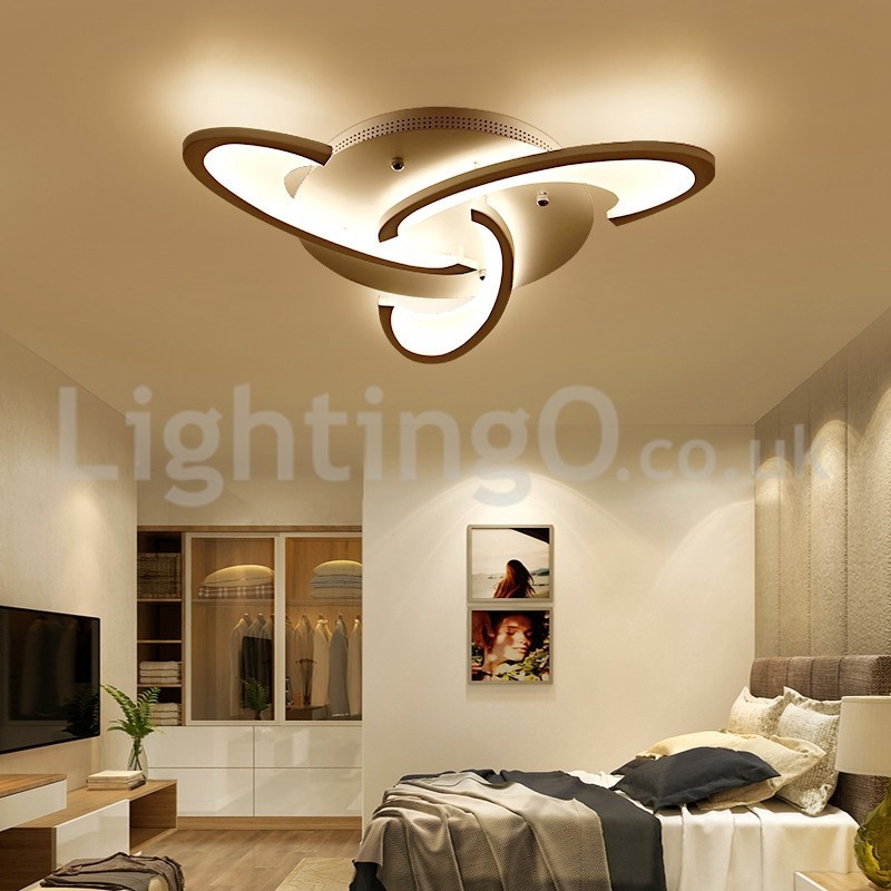 Moderne Deckenleuchten mit 3 Glühbirnen