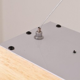 Moderne lange Pendelleuchte aus Holz