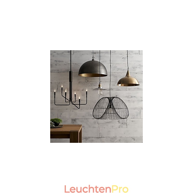 Kronleuchter aus Metall mit ländlicher Malerei