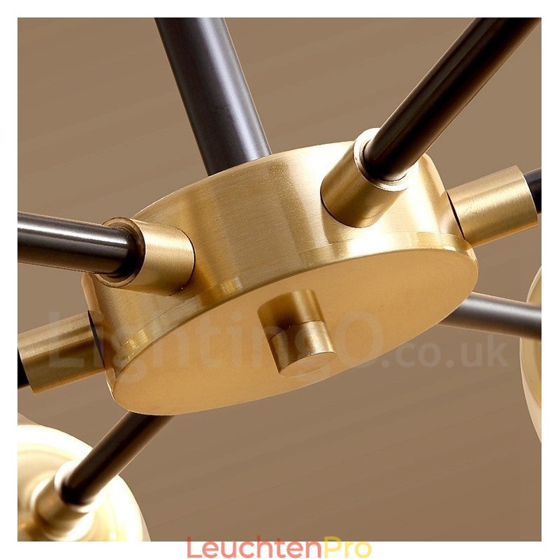Luxuriöser rustikaler Kronleuchter im Retro-Vintage-Stil aus reinem Messing mit Glasschirmen