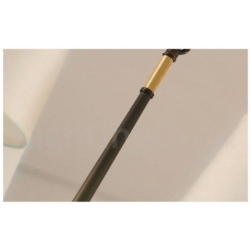 Großer luxuriöser rustikaler Retro-Vintage-Kronleuchter aus reinem Messing mit Stoffschirmen