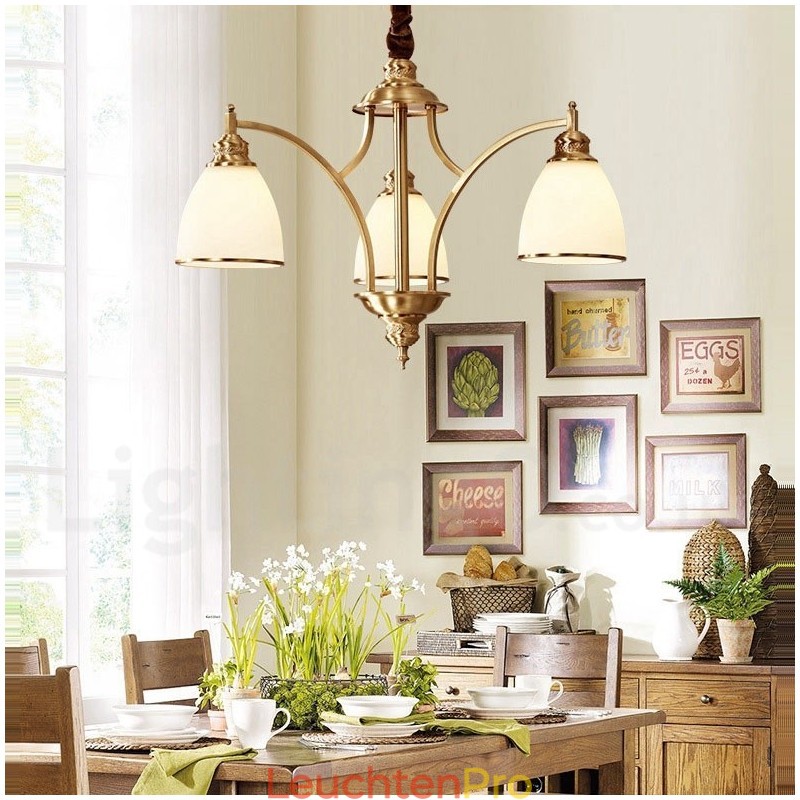 Großer luxuriöser rustikaler Retro-Vintage-Kronleuchter aus reinem Messing mit Glasschirmen