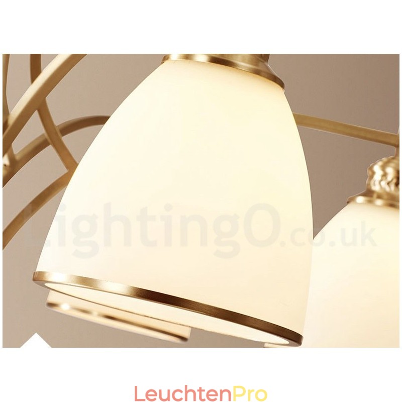 Großer luxuriöser rustikaler Retro-Vintage-Kronleuchter aus reinem Messing mit Glasschirmen