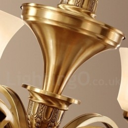 Großer luxuriöser rustikaler Retro-Vintage-Kronleuchter aus reinem Messing mit Glasschirmen