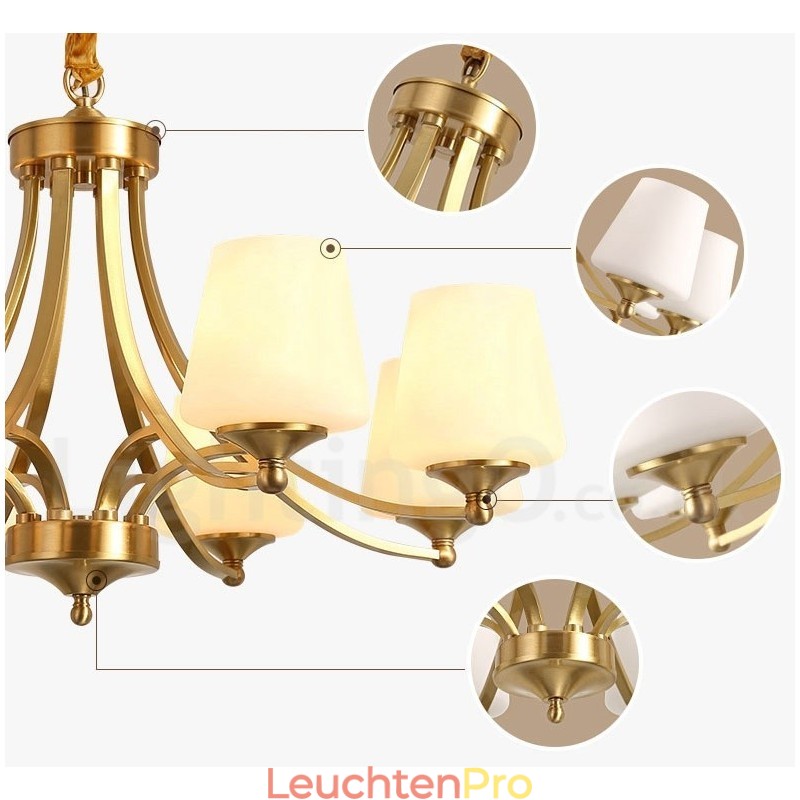Großer luxuriöser rustikaler Retro-Vintage-Kronleuchter aus reinem Messing mit Glasschirmen
