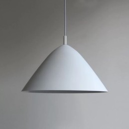 Moderne Pendelleuchte im nordischen Stil