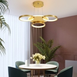 Goldfarbener, moderner, zeitgenössischer Deckenleuchter im nordischen Stil mit Fernbedienung, kann auch als Wandleuchte verwendet werden
